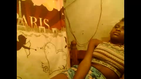 Snapshot of littleyanah chatting on September 2025 08:53:01 PM yanah online show from September 2025 08:53:01 PM