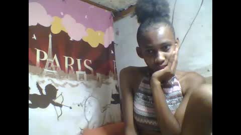 Snapshot of littleyanah chatting on September 2025 07:12:01 AM yanah online show from September 2025 07:12:01 AM