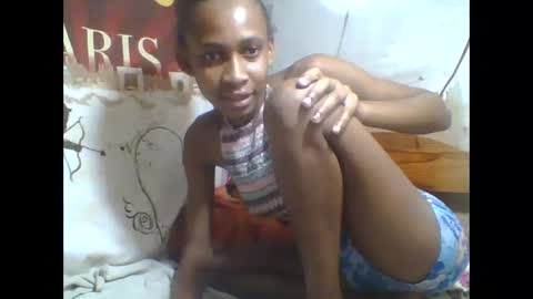 Snapshot of littleyanah chatting on September 2025 08:12:02 PM yanah online show from September 2025 08:12:02 PM