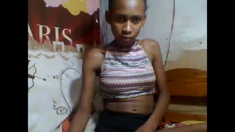 Snapshot of littleyanah chatting on October 2025 05:31:01 PM yanah online show from October 2025 05:31:01 PM