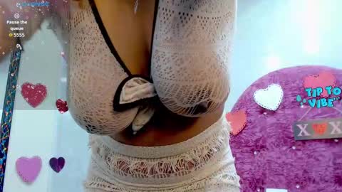 Litzy online show from September 2025 03:34:01 PM