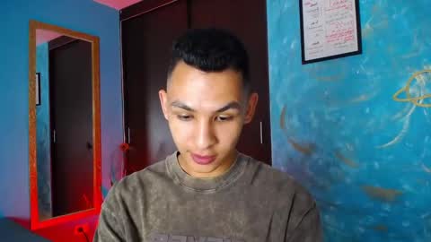 Snapshot of liuscast_22 chatting on January 2025 12:31:01 PM Luis Castro online show from January 2025 12:31:01 PM