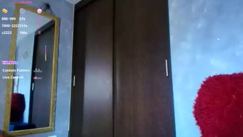 Snapshot of liuscast_22 chatting on November 2025 12:47:01 PM Luis Castro online show from November 2025 12:47:01 PM