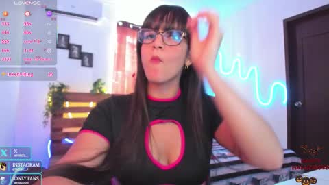 Livfabi  online show from October 2025 05:24:02 PM