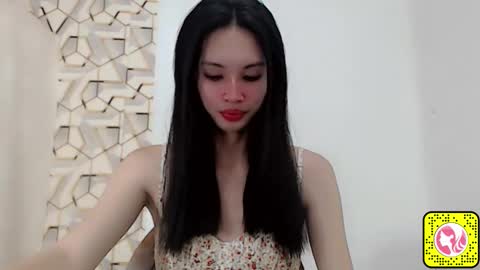 Snapshot of liviacum_ chatting on October 2025 11:27:01 PM Lvia online show from October 2025 11:27:01 PM