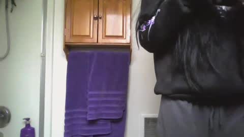 Snapshot of livmirage chatting on January 2025 06:14:01 PM Liv Mirage online show from January 2025 06:14:01 PM