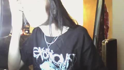 Snapshot of livmirage chatting on January 2025 07:15:01 PM Liv Mirage online show from January 2025 07:15:01 PM