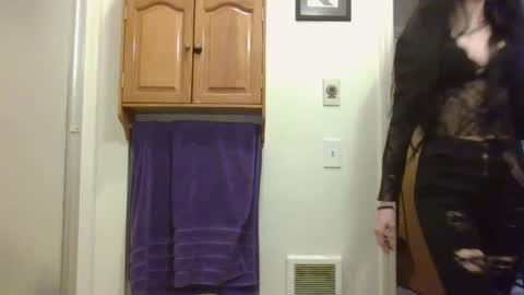 Snapshot of livmirage chatting on January 2025 01:43:02 AM Liv Mirage online show from January 2025 01:43:02 AM