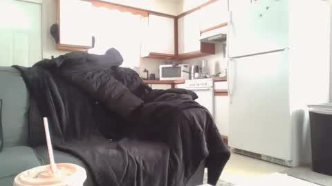 Snapshot of livmirage chatting on February 2025 12:02:01 AM Liv Mirage online show from February 2025 12:02:01 AM