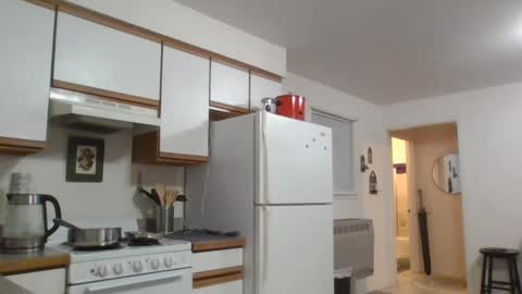 Snapshot of livmirage chatting on February 2025 03:04:01 AM Liv Mirage online show from February 2025 03:04:01 AM