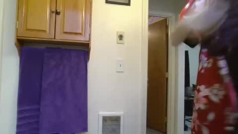 Snapshot of livmirage chatting on March 2025 09:18:02 PM Liv Mirage online show from March 2025 09:18:02 PM