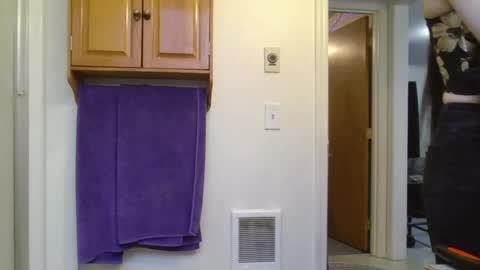 Snapshot of livmirage chatting on March 2025 04:40:02 PM Liv Mirage online show from March 2025 04:40:02 PM