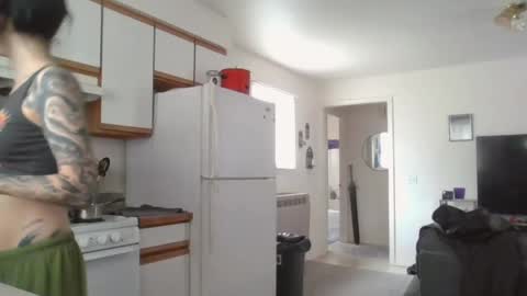 Snapshot of livmirage chatting on September 2025 04:51:02 PM Liv Mirage online show from September 2025 04:51:02 PM