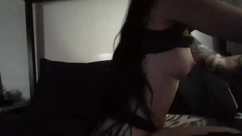 Snapshot of livmirage chatting on September 2025 05:05:02 PM Liv Mirage online show from September 2025 05:05:02 PM