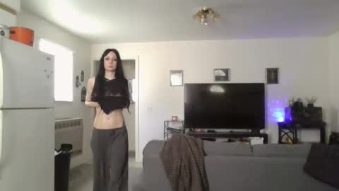 Snapshot of livmirage chatting on September 2025 07:19:02 PM Liv Mirage online show from September 2025 07:19:02 PM