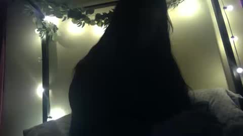 Snapshot of livmirage chatting on October 2025 10:05:02 AM Liv Mirage online show from October 2025 10:05:02 AM