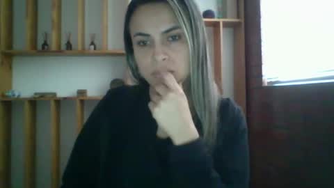 liz_28 online show from September 2025 10:44:01 PM