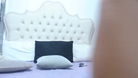 Snapshot of lizandjuan chatting on February 2025 10:00:02 PM lizANDjuan online show from February 2025 10:00:02 PM