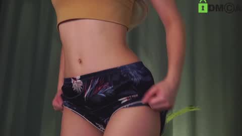 Sunnheart online show from December 2024 11:26:02 PM