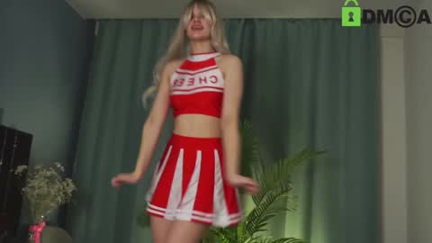 Sunnheart online show from January 2025 04:22:02 PM