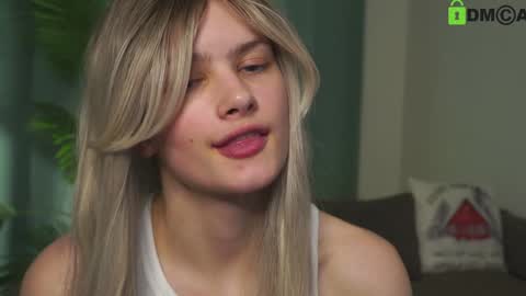 Sunnheart online show from January 2025 01:43:02 AM