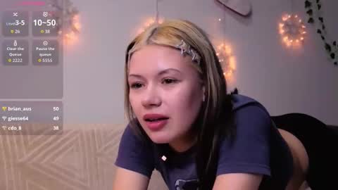 Sunnheart online show from December 2025 08:25:01 PM