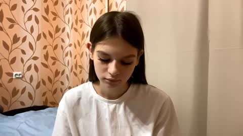 Kate online show from October 2025 05:42:01 PM