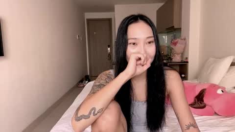 Snapshot of lizbethkvilhaug chatting on October 2025 06:28:01 AM Lizz online show from October 2025 06:28:01 AM