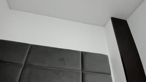 lizz_luna online show from October 2025 02:27:02 PM