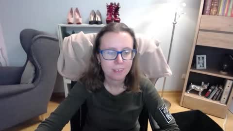 Lizzy online show from October 2025 04:24:01 AM