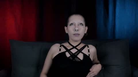 Snapshot of lnxmst chatting on October 2025 11:49:01 PM Lynx Mist online show from October 2025 11:49:01 PM