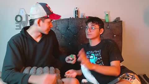 logan_willyams_ online show from September 2025 09:49:01 PM