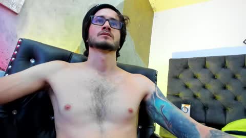 Loggan online show from December 2024 02:04:02 AM