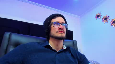 Loggan online show from January 2025 08:14:02 PM