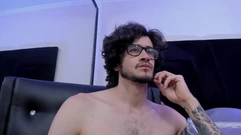 Loggan online show from January 2025 11:10:01 PM