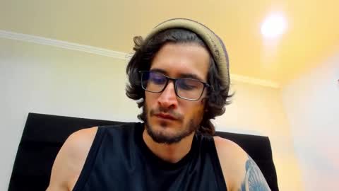 Loggan online show from February 2025 12:26:01 AM