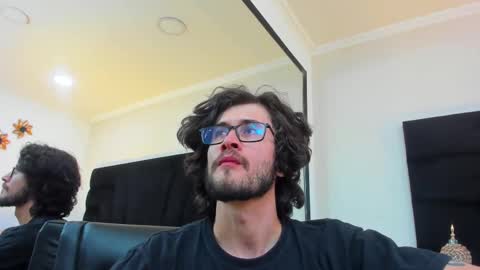 Loggan online show from March 2025 09:04:02 PM