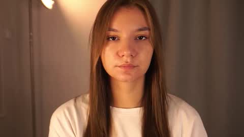 Snapshot of loiskapoi chatting on October 2025 04:41:02 PM Elza online show from October 2025 04:41:02 PM