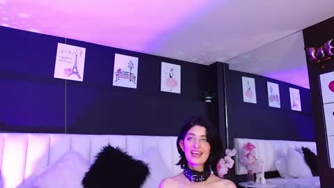 Lola online show from March 2025 04:46:02 PM