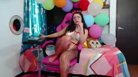 lola_fiery online show from September 2025 01:22:02 PM