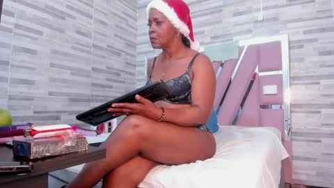Lola online show from December 2024 11:13:01 AM