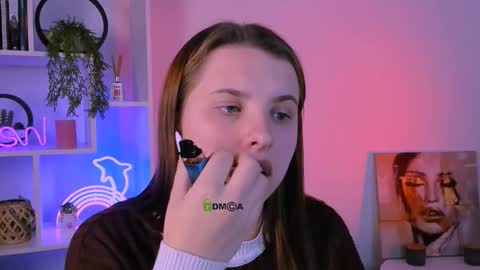 Snapshot of lola_swon chatting on October 2025 07:11:01 PM Lola online show from October 2025 07:11:01 PM