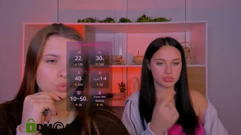 Snapshot of lola_swon chatting on October 2025 07:14:01 PM Lola online show from October 2025 07:14:01 PM