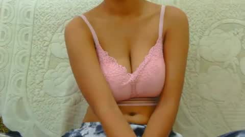 Snapshot of lolaa_darling chatting on January 2025 10:06:02 AM lolaa online show from January 2025 10:06:02 AM