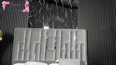 Snapshot of lolaangellx chatting on October 2025 08:10:01 PM Lola Angel online show from October 2025 08:10:01 PM