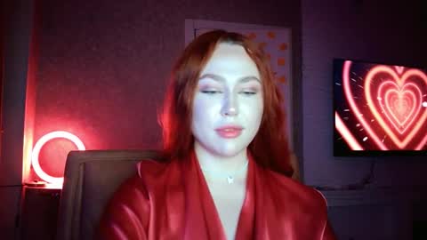 Lola online show from November 2025 12:27:02 PM