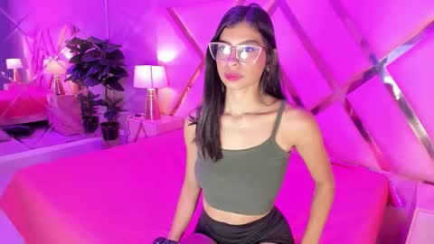 Snapshot of lolapierce chatting on October 2025 11:56:02 AM loli online show from October 2025 11:56:02 AM