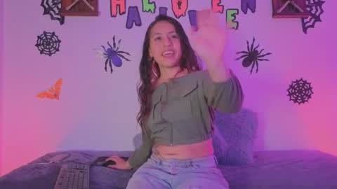 Snapshot of lolarosesxs chatting on October 2025 01:44:01 AM Lola online show from October 2025 01:44:01 AM