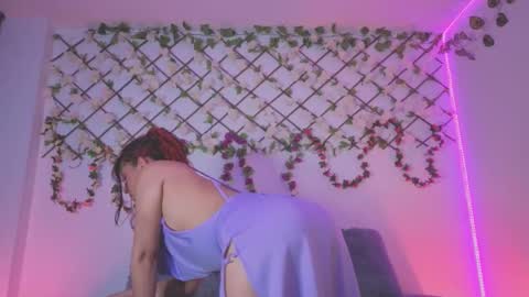 Snapshot of lolarosesxs chatting on November 2025 06:08:02 PM Lola online show from November 2025 06:08:02 PM