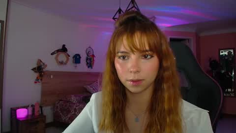Lola doll online show from October 2025 06:08:01 PM